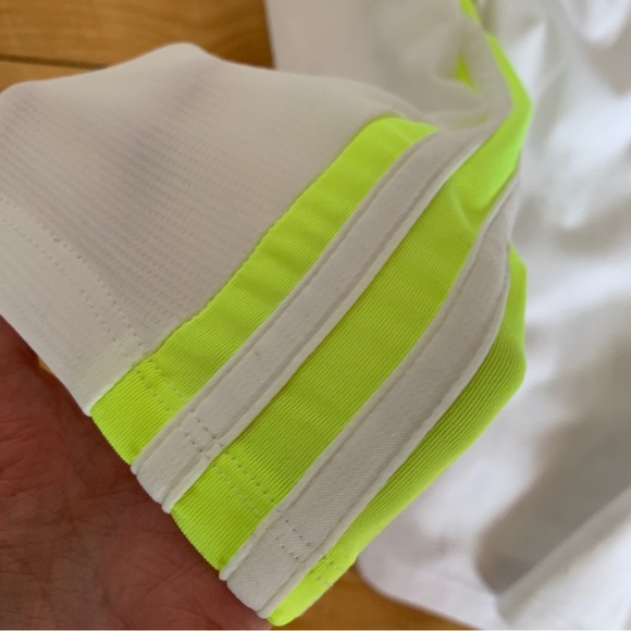 Adidas along sleeve top - Picture 2 of 6